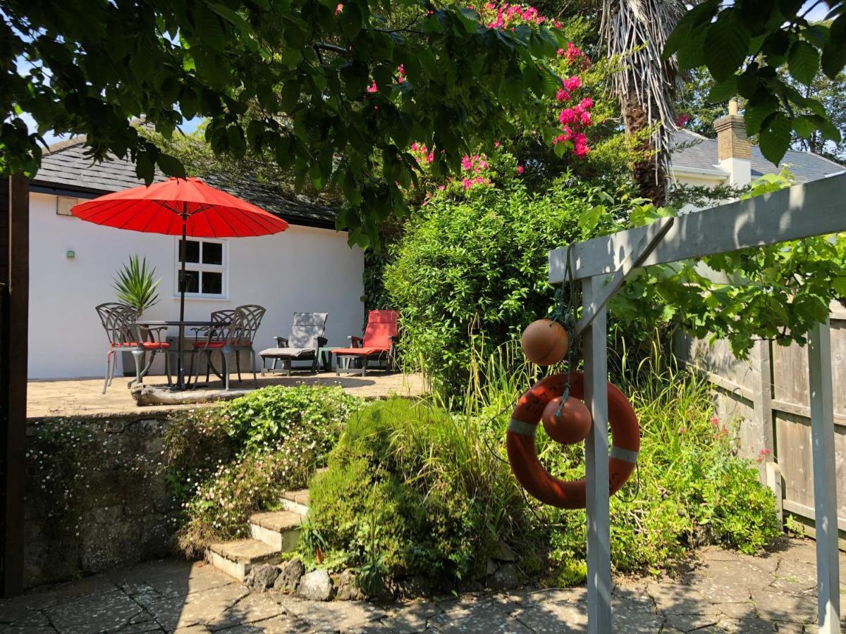 Little Gem With Private Hot Tub - Up To 25 Percent Off Ferry Leilighet Shanklin Eksteriør bilde