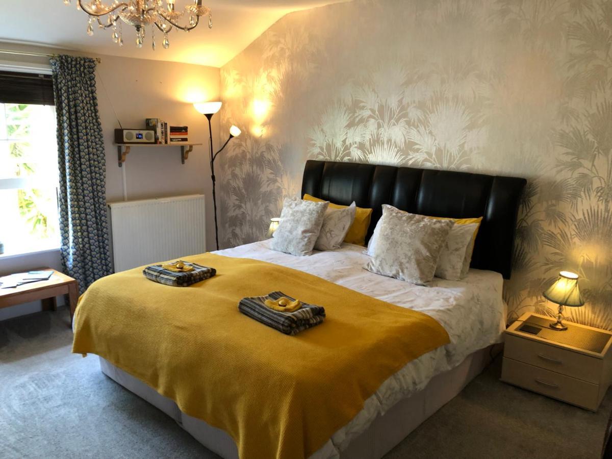 Little Gem With Private Hot Tub - Up To 25 Percent Off Ferry Leilighet Shanklin Eksteriør bilde